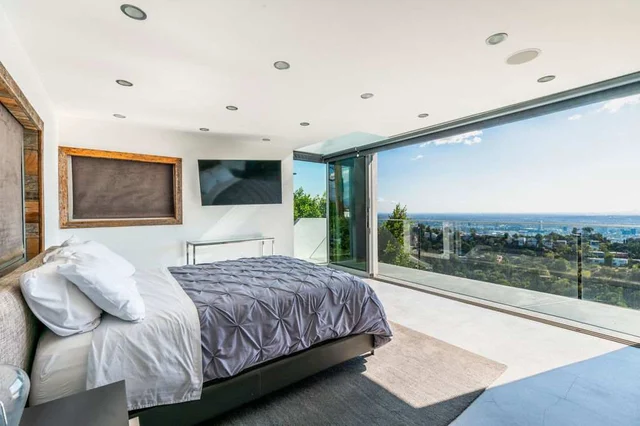 Wander Sunset Tower Glow #40