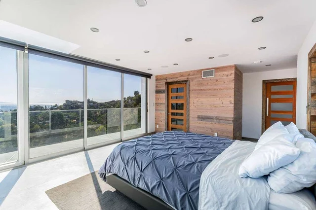 Wander Sunset Tower Glow #19