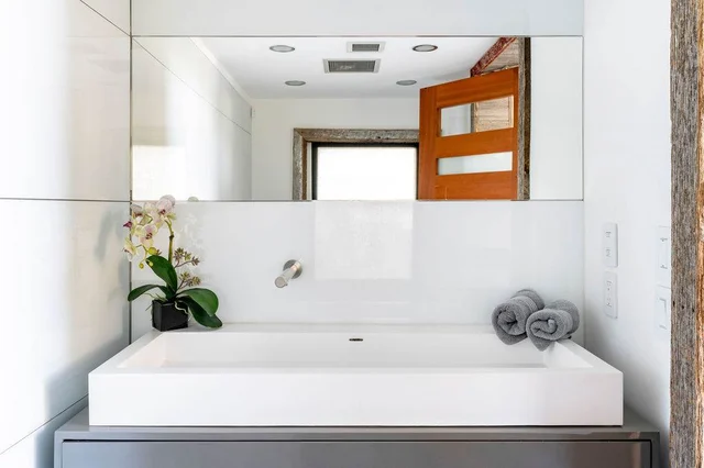 Wander Sunset Tower Glow #39