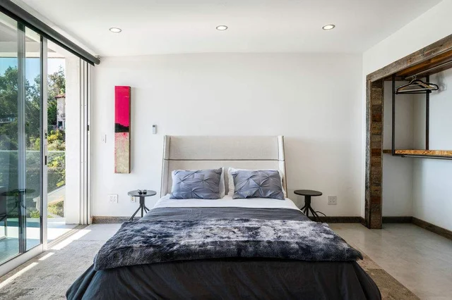 Wander Sunset Tower Glow #14