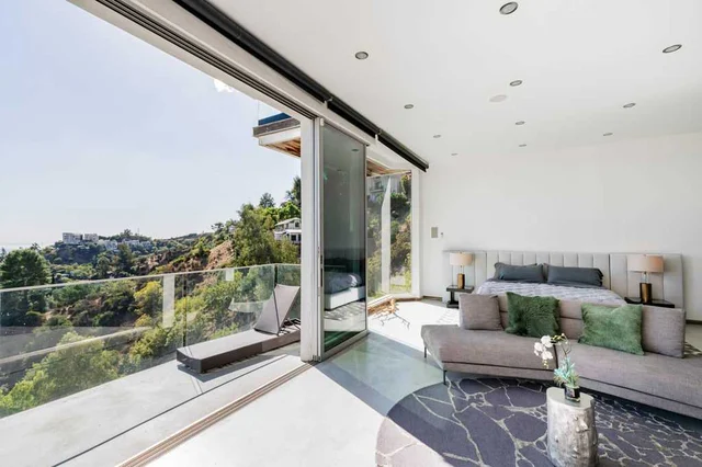 Wander Sunset Tower Glow #21