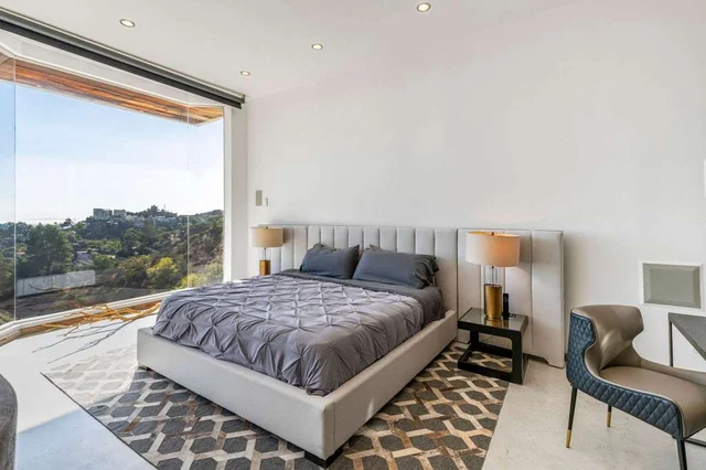 Wander Sunset Tower Glow #38