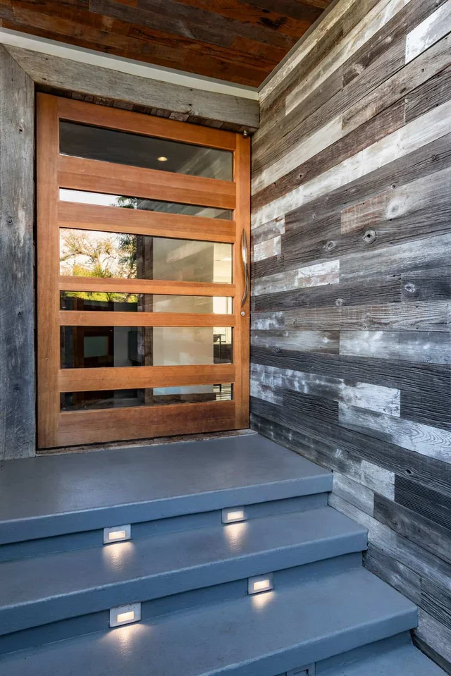 Wander Sunset Tower Glow #37