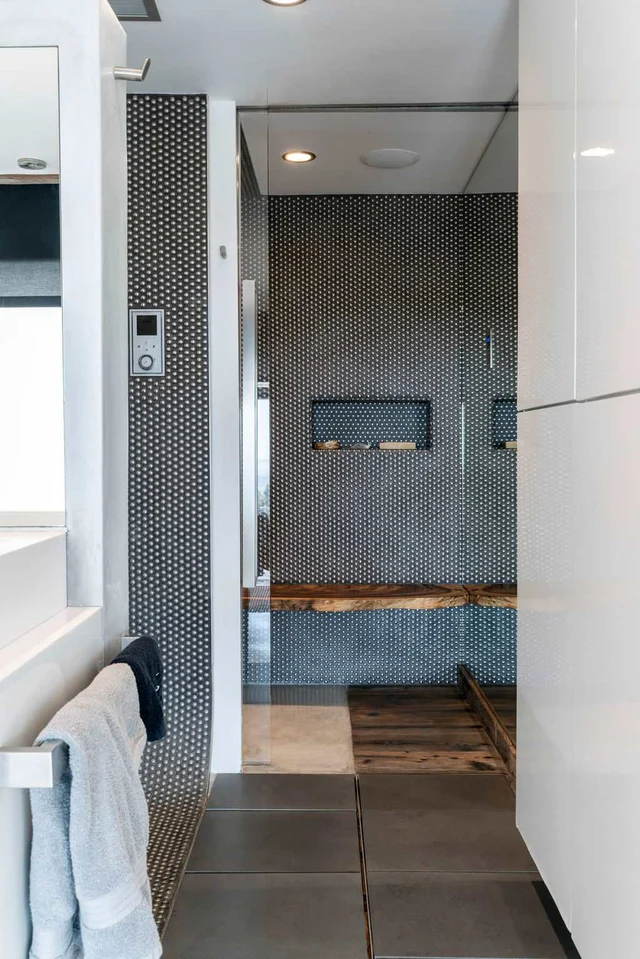 Wander Sunset Tower Glow #32