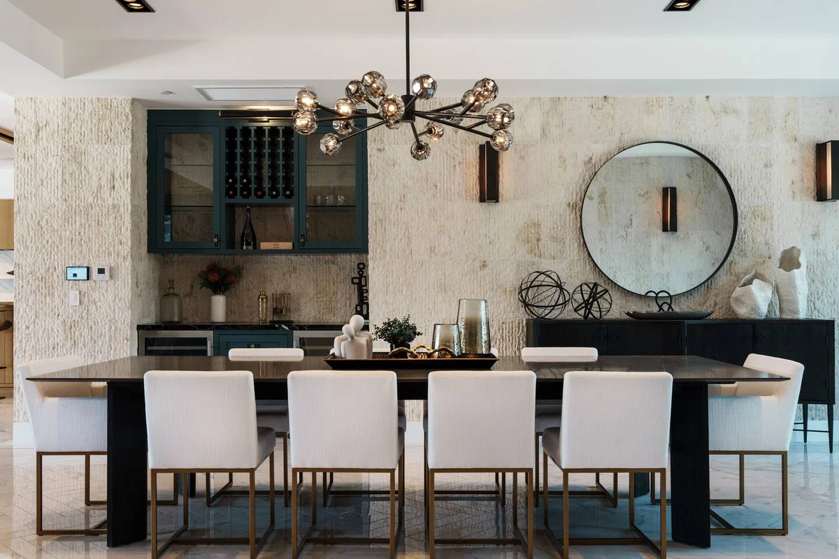 Wander Valley Village Glow #17