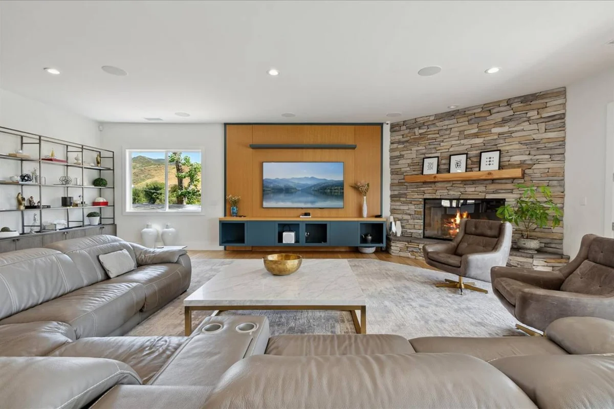 Wander Castaic Valley #21