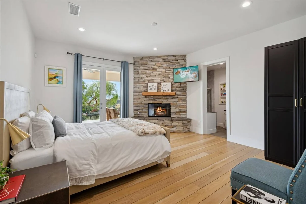 Wander Castaic Valley #48