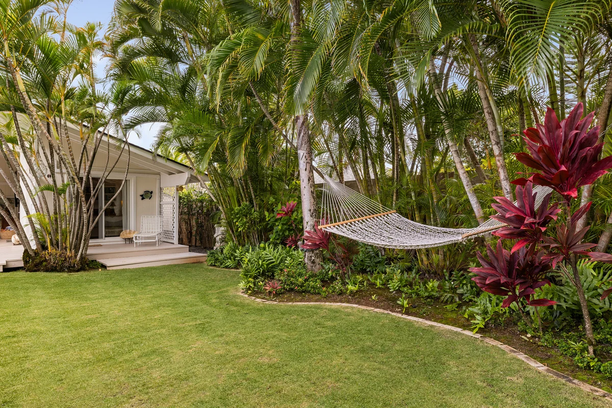Hale Maluhia Lanikai — Private Pool, Three En-Suite Bedrooms property photo 5