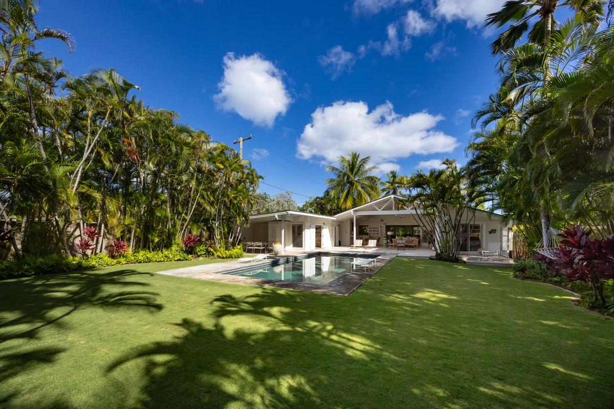 Hale Maluhia Lanikai — Private Pool, Three En-Suite Bedrooms property photo 2