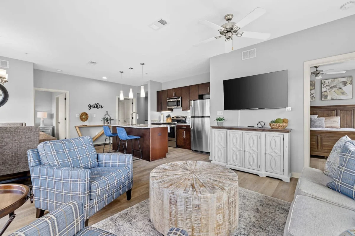 Home in Nashville property photo 5