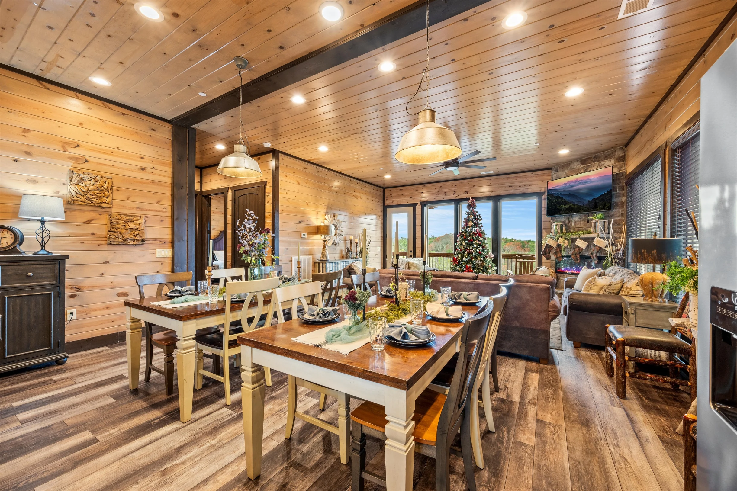 Majestic Pines Lodge #10
