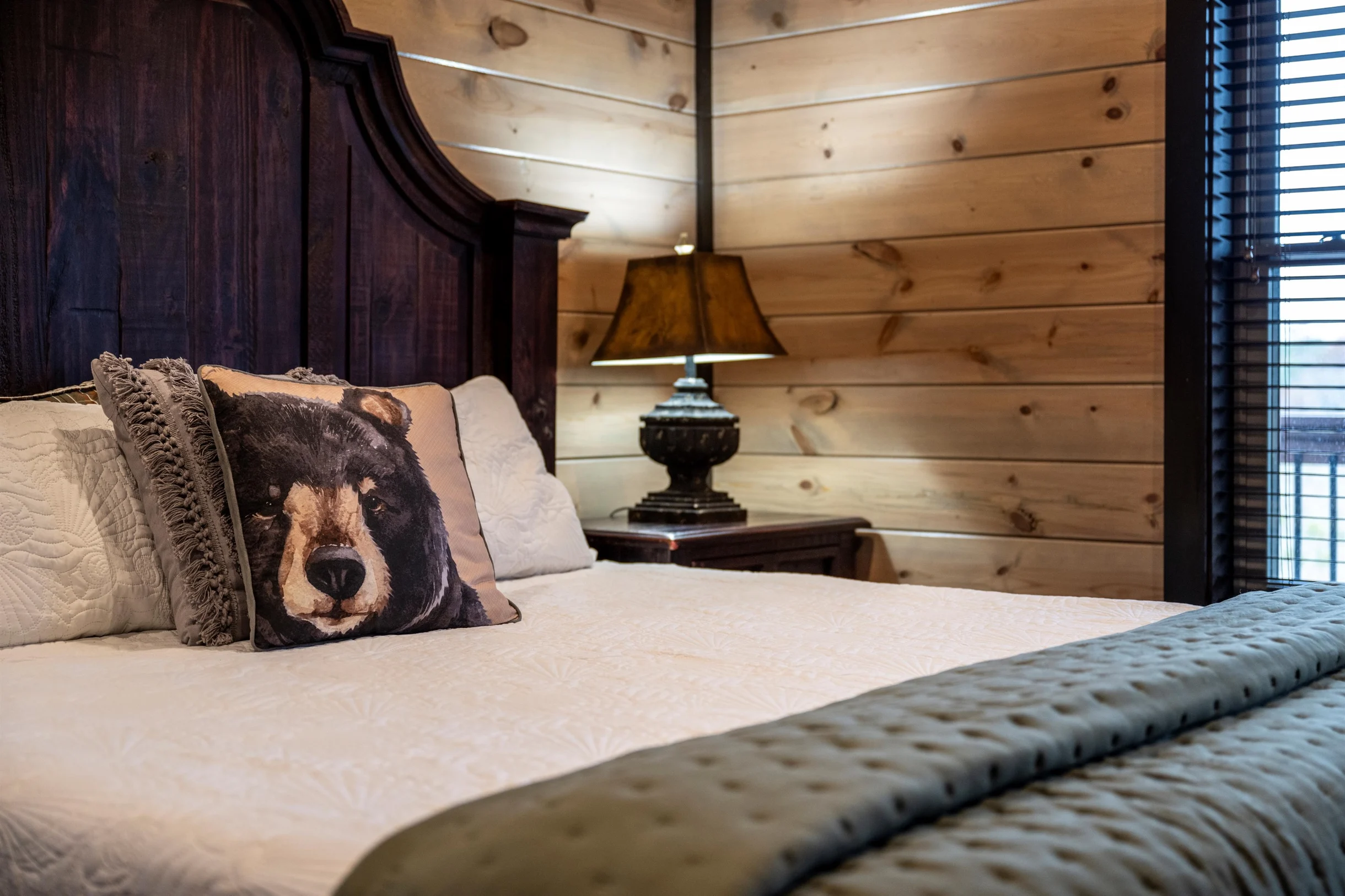 Majestic Pines Lodge #49