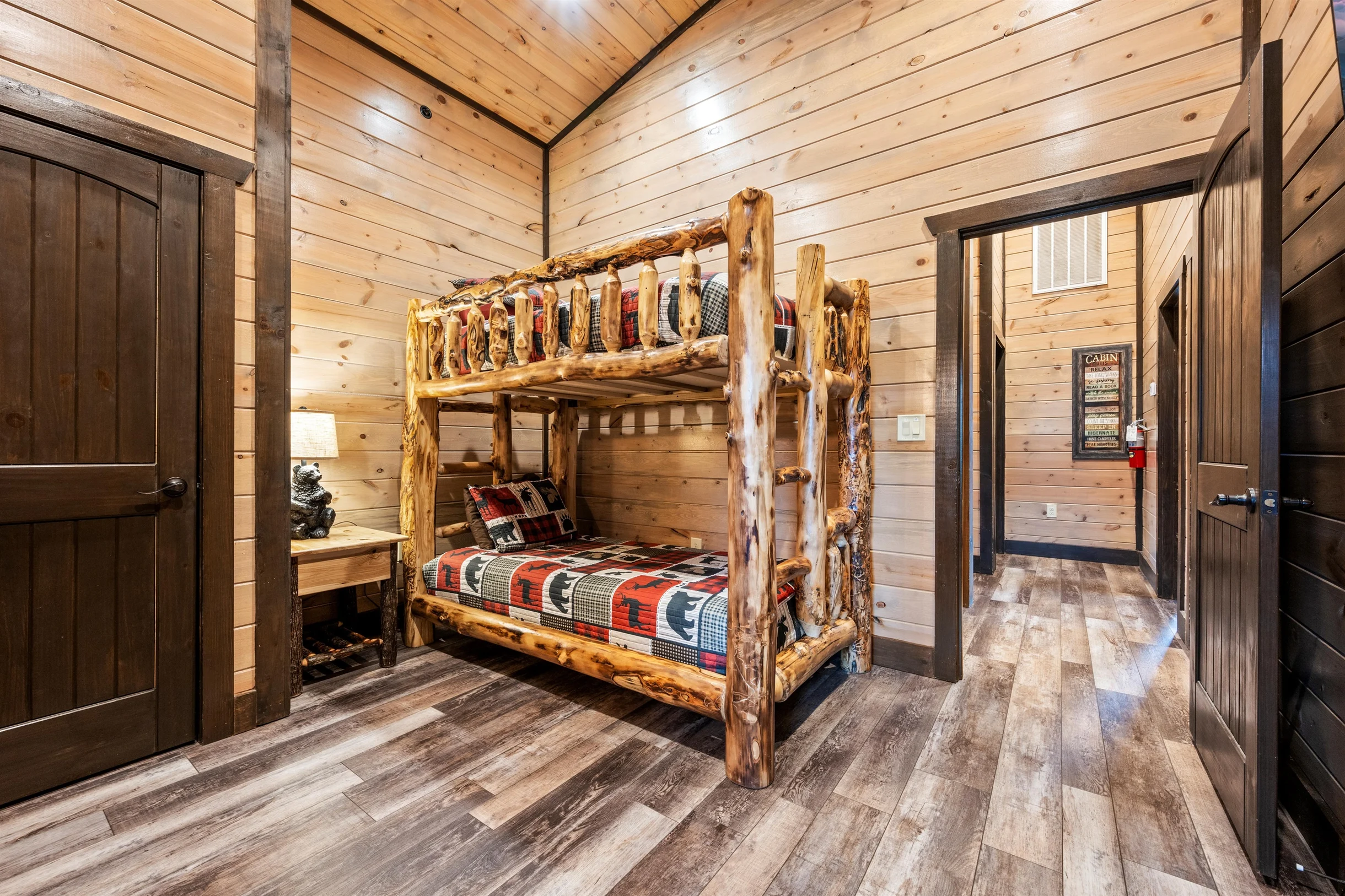 Majestic Pines Lodge #26