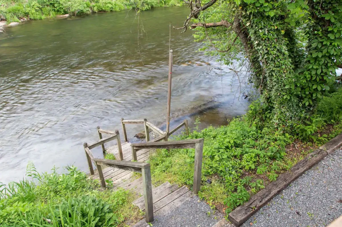 Rivers Edge #9
