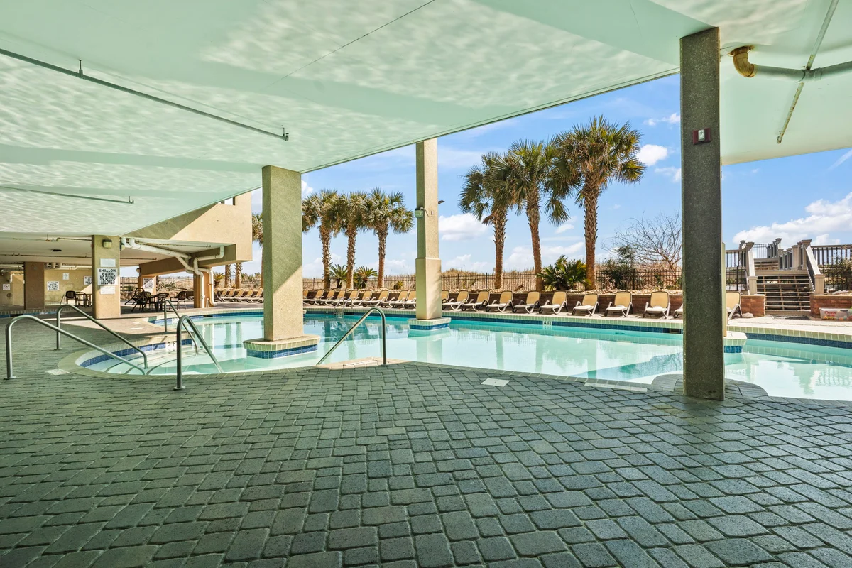 Luxury 3BR Oceanfront Penthouse w/ Lazy River #9