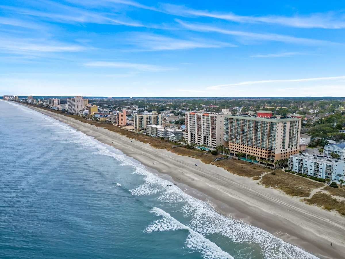 Luxury 3BR Oceanfront Penthouse w/ Lazy River #46