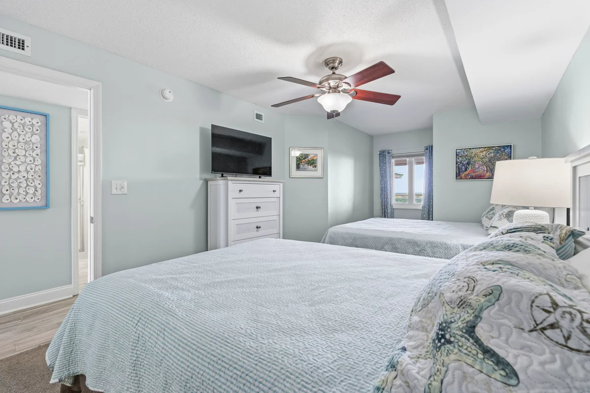 Luxury 3BR Oceanfront Penthouse w/ Lazy River #14