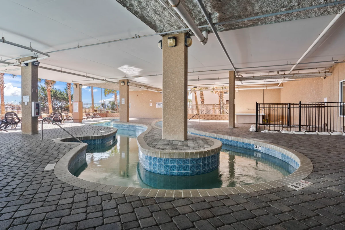 Luxury 3BR Oceanfront Penthouse w/ Lazy River #36