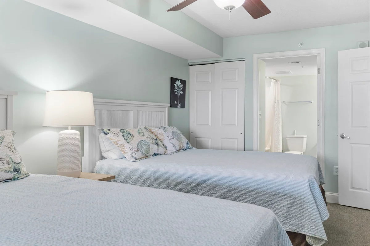 Luxury 3BR Oceanfront Penthouse w/ Lazy River #33