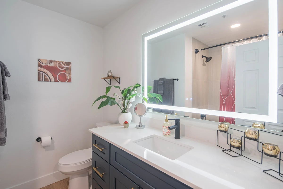 Condo in Scottsdale property photo 4