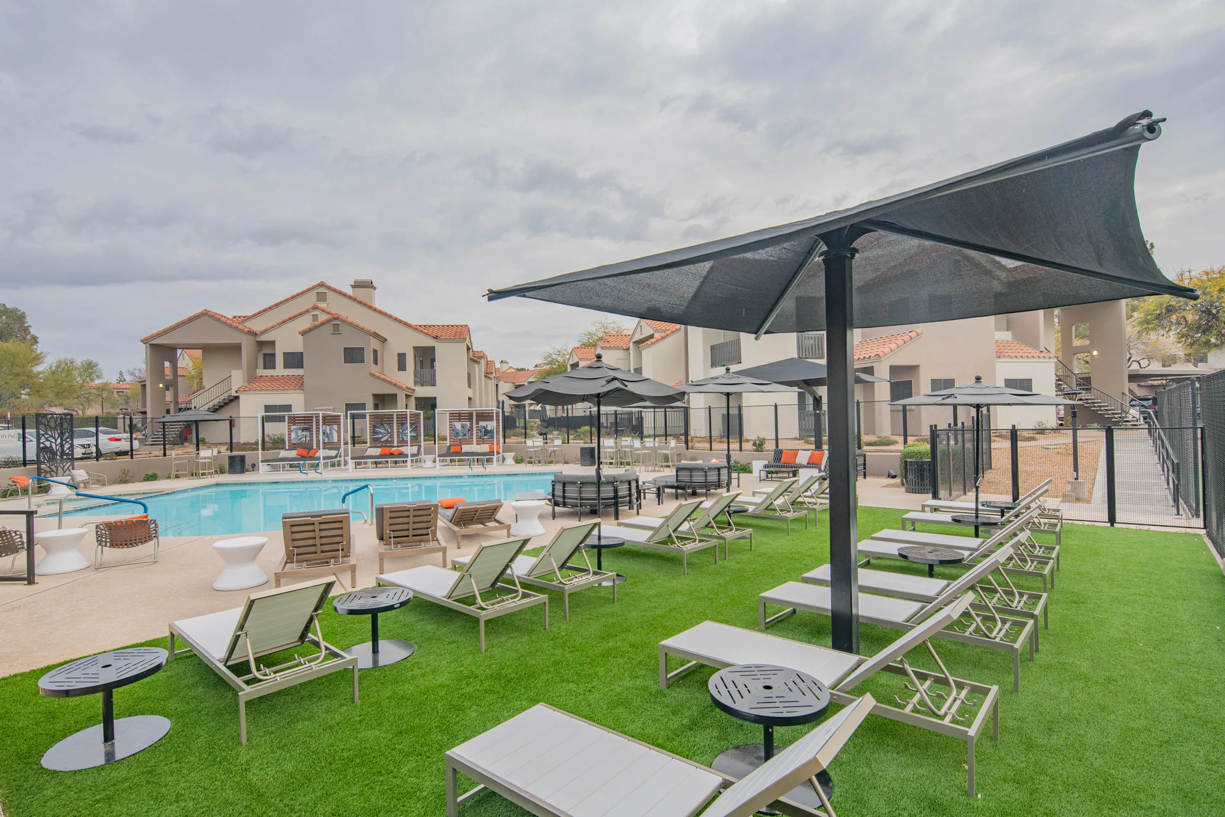 Condo in Scottsdale property photo 3