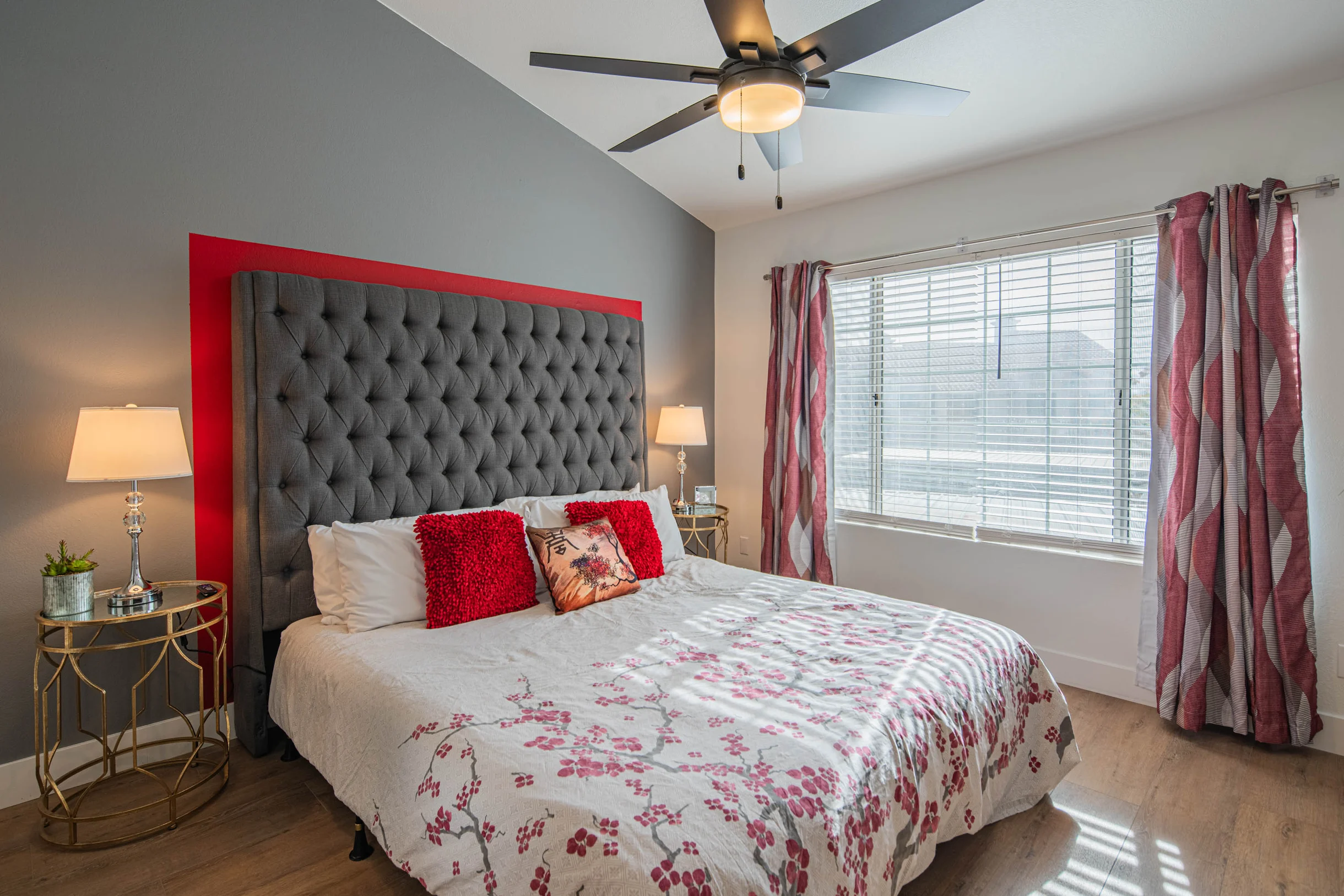 Apartment in Scottsdale property photo 3