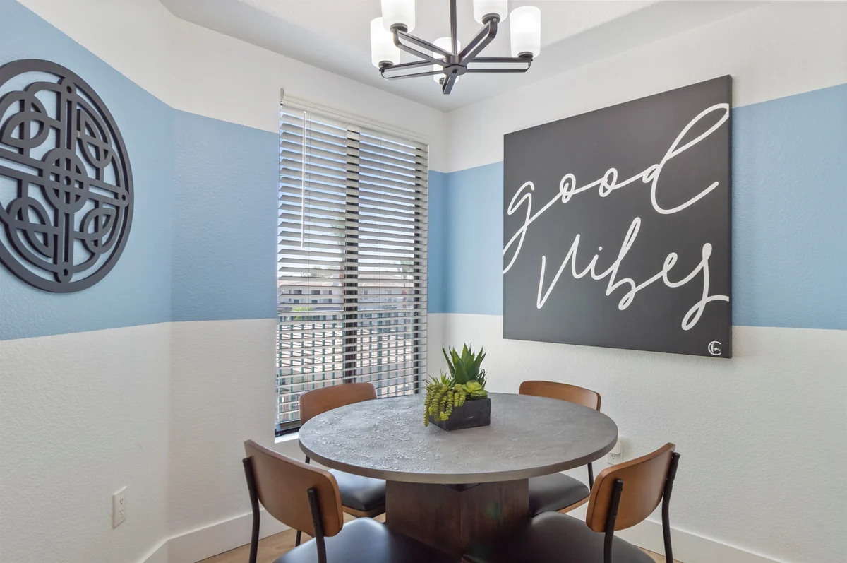 Condo in Scottsdale property photo 3