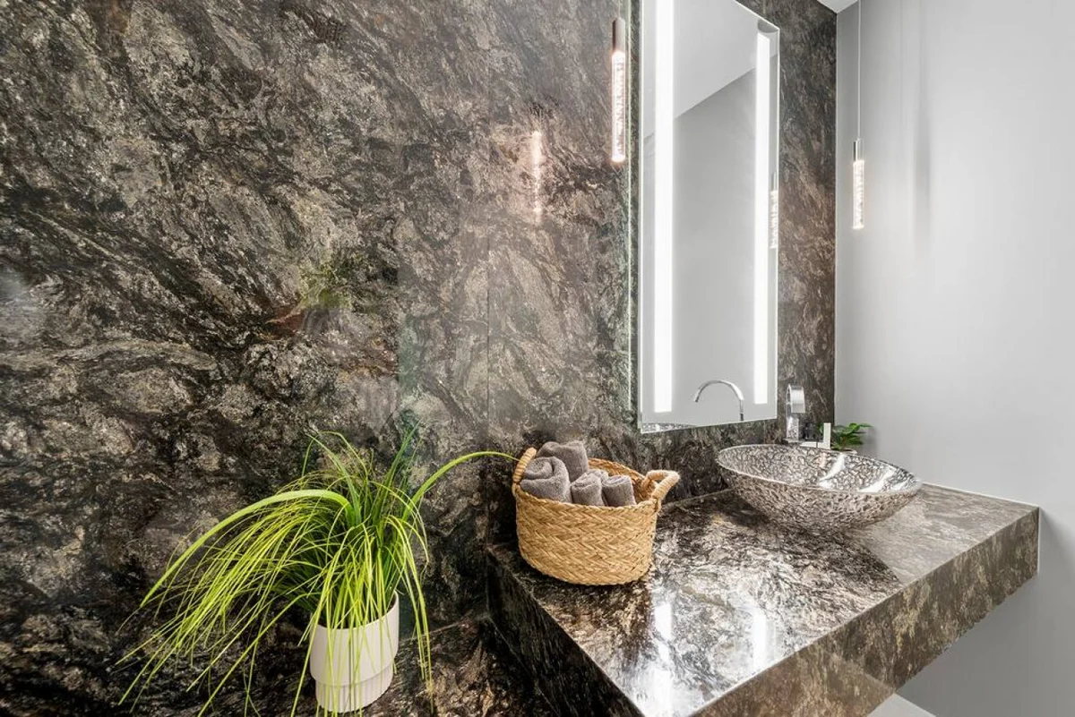 Lux Villa with pool on the water / Beach Access! #129