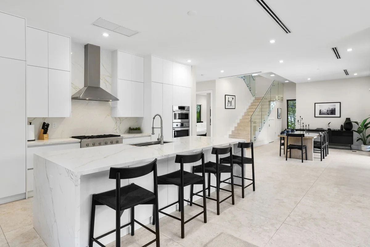 Brand new Villa with Pool/Jacuzzi/GameRoom #150