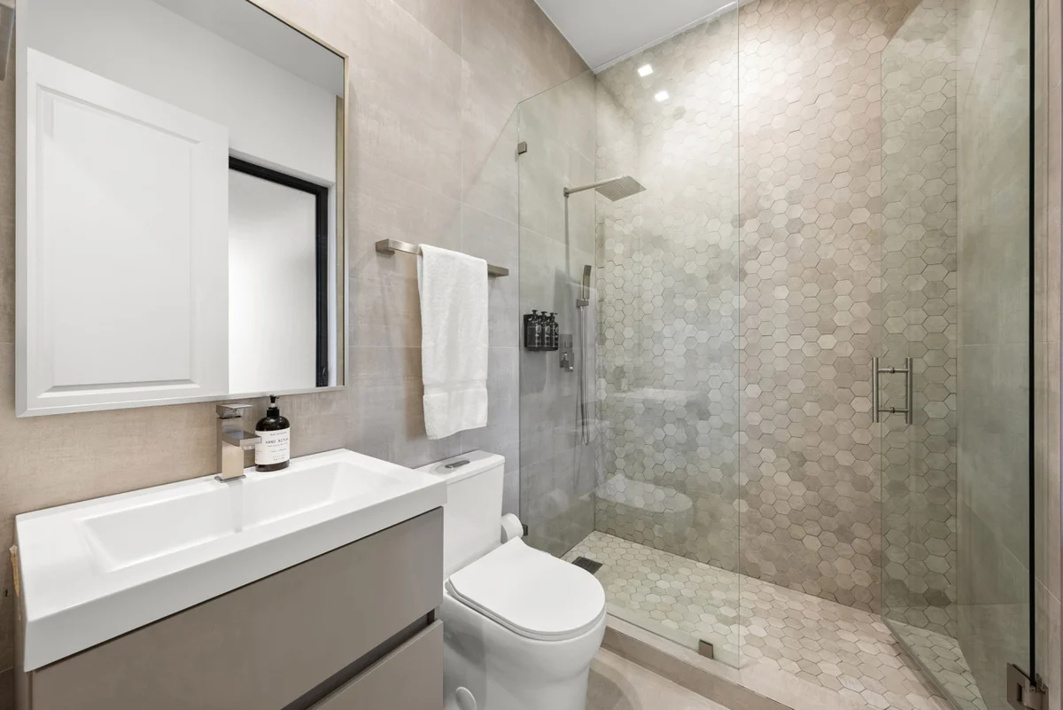 Brand new Villa with Pool/Jacuzzi/GameRoom #132