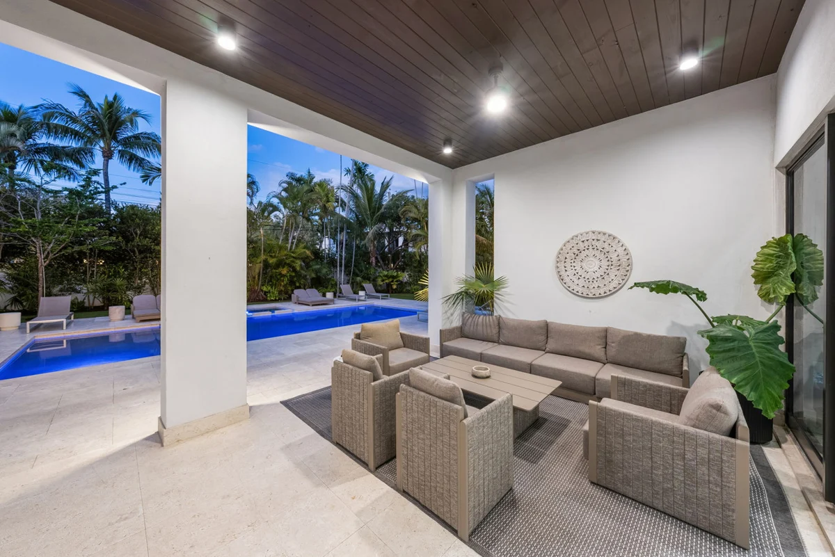 Brand new Villa with Pool/Jacuzzi/GameRoom #109