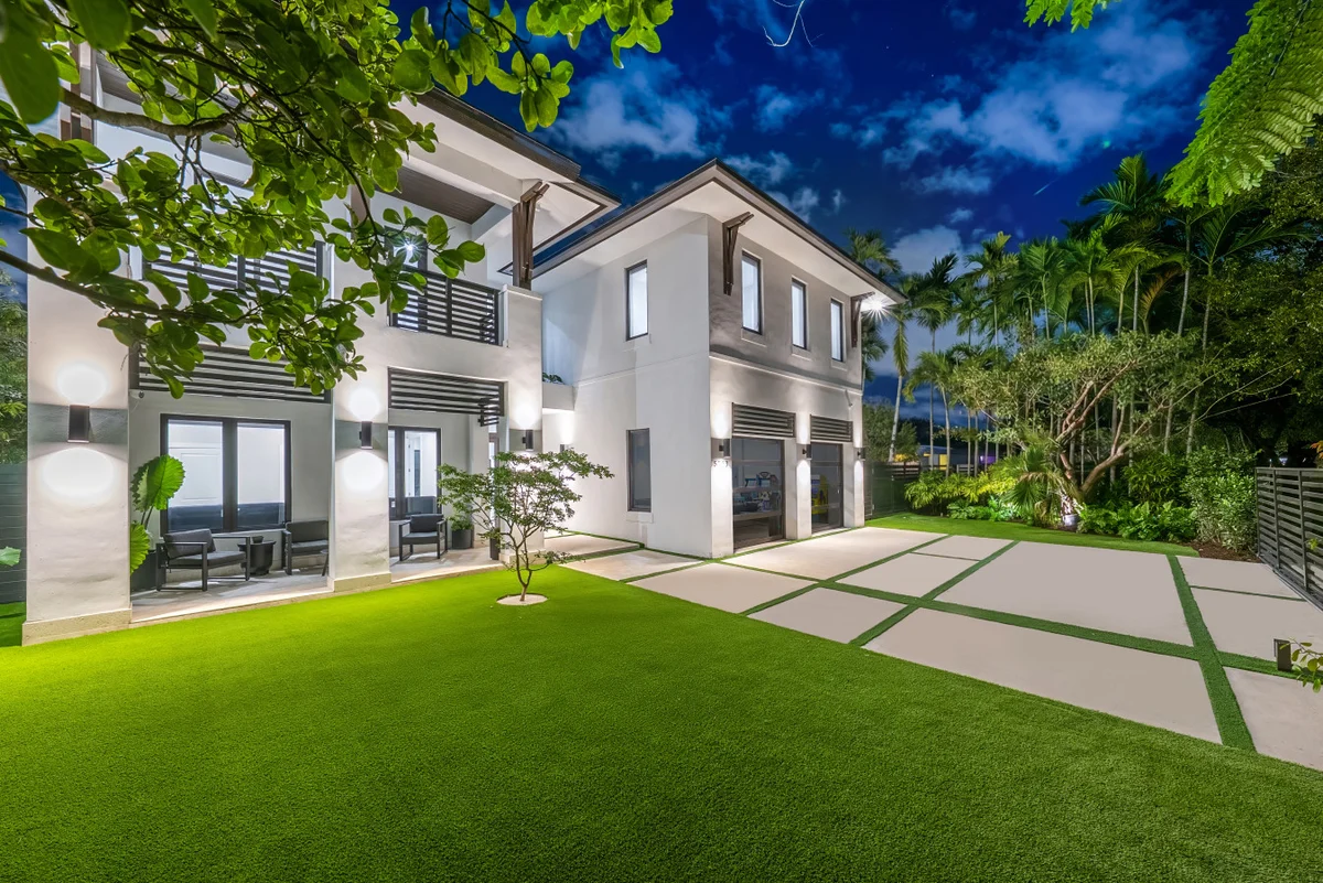 Brand new Villa with Pool/Jacuzzi/GameRoom #127