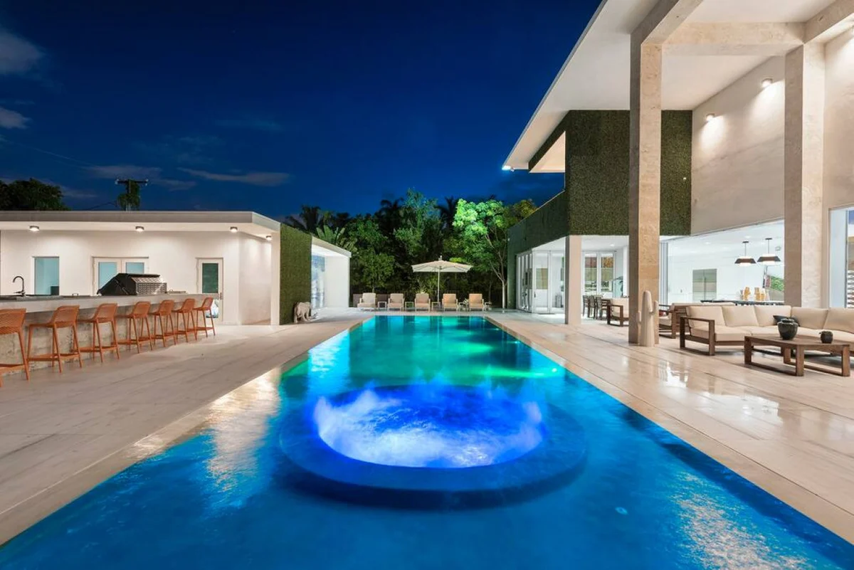 New Modern Estate, Pool / Jacuzzi / GYM / Media Room #89