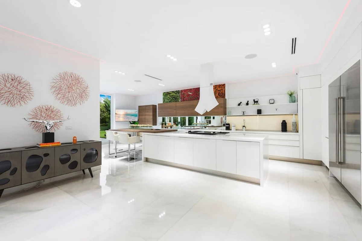 New Modern Estate, Pool / Jacuzzi / GYM / Media Room #147