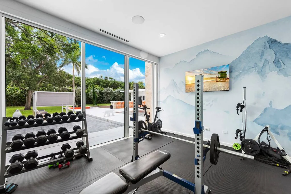 New Modern Estate, Pool / Jacuzzi / GYM / Media Room #141