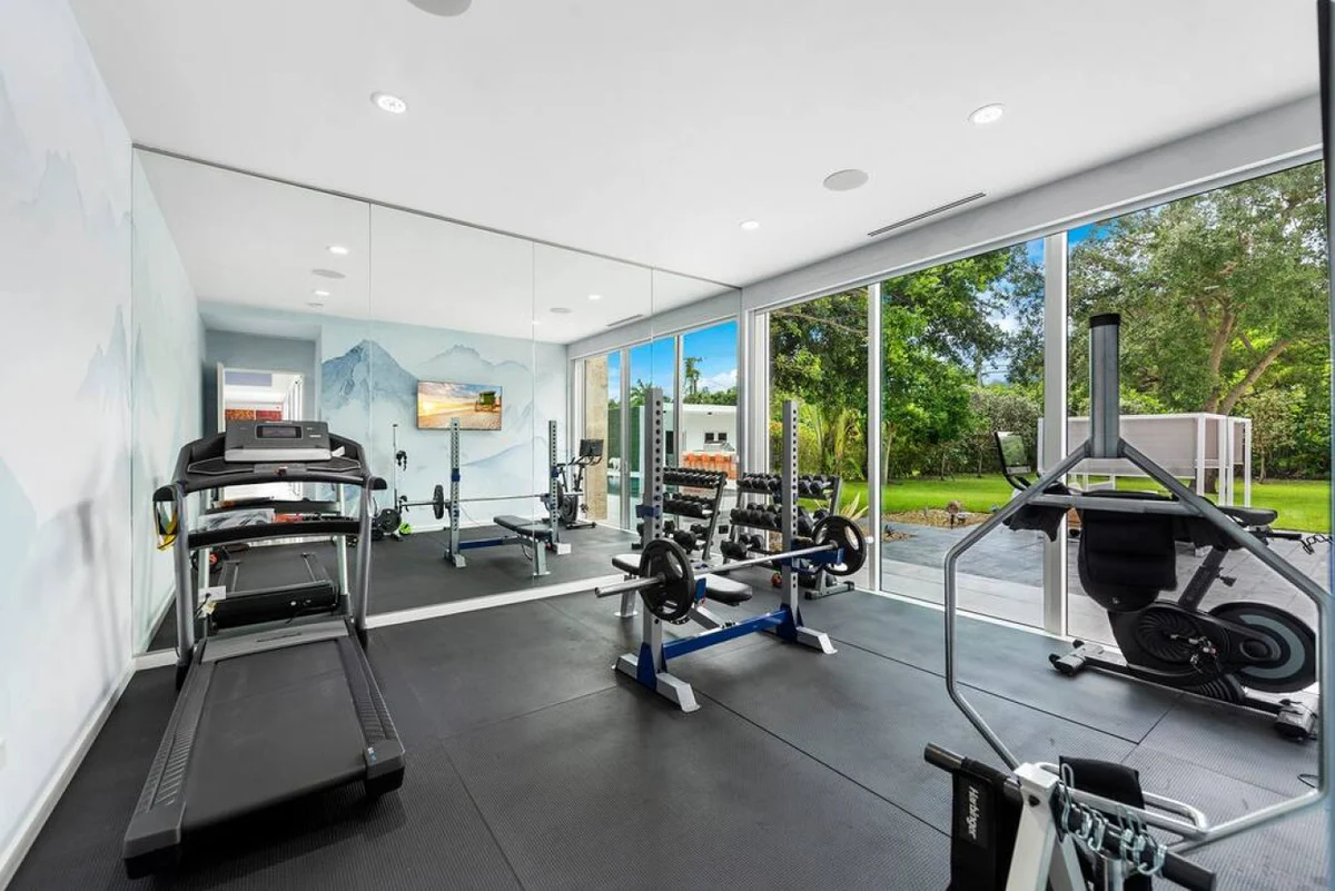 New Modern Estate, Pool / Jacuzzi / GYM / Media Room #137