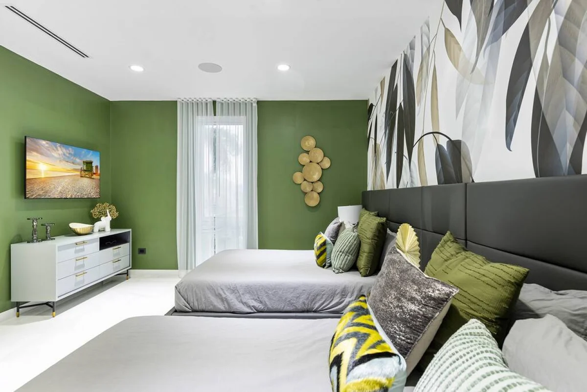 New Modern Estate, Pool / Jacuzzi / GYM / Media Room #146