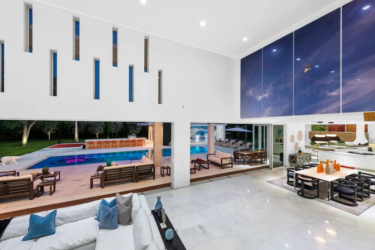 New Modern Estate, Pool / Jacuzzi / GYM / Media Room #148