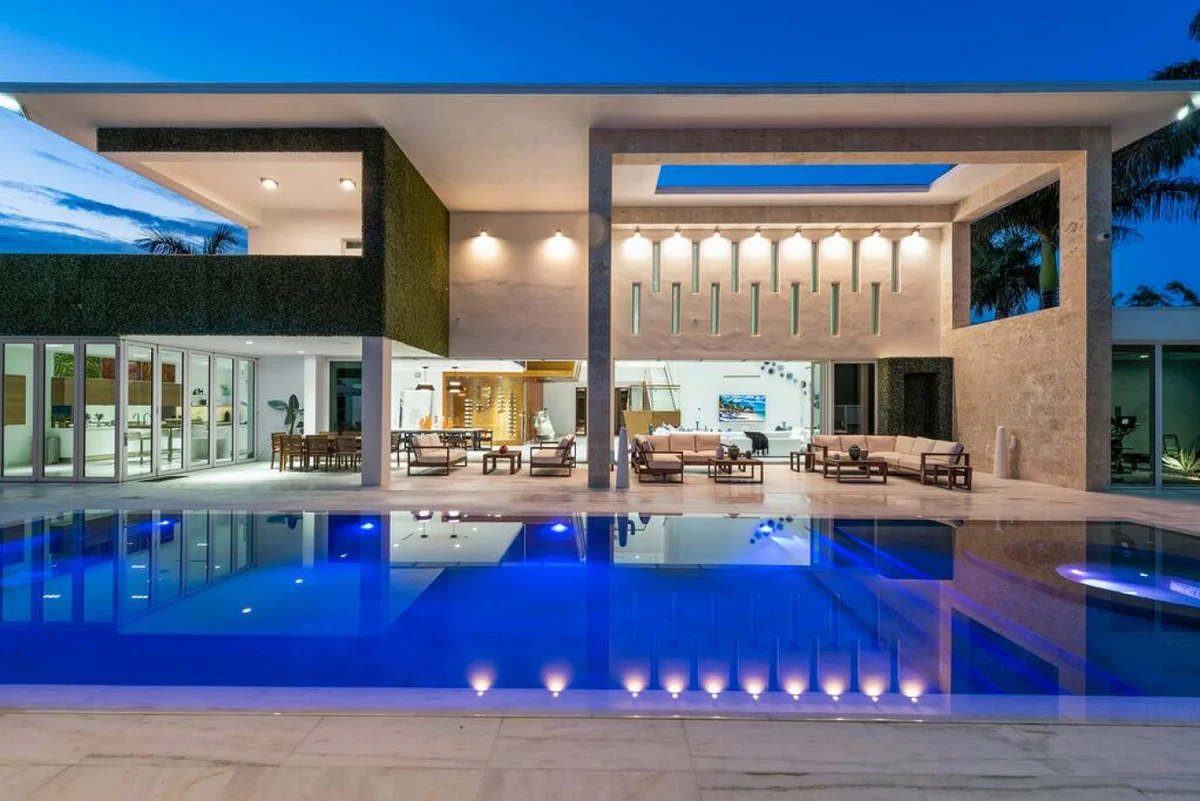 New Modern Estate, Pool / Jacuzzi / GYM / Media Room #139