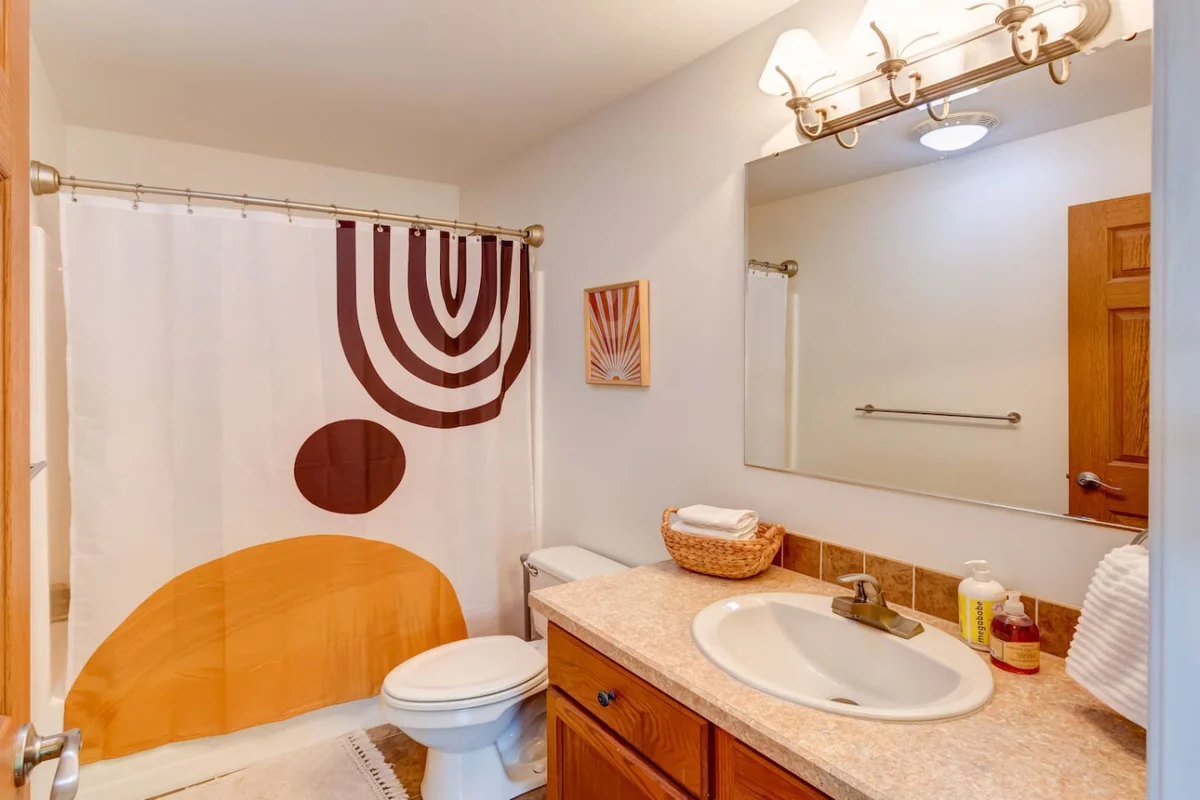 Cozy Catskills • Panoramic Views & Year-Round Fun #102