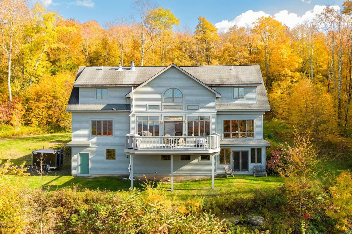 Stars, Sky & Mountain Views • Modern Upstate Stay #58