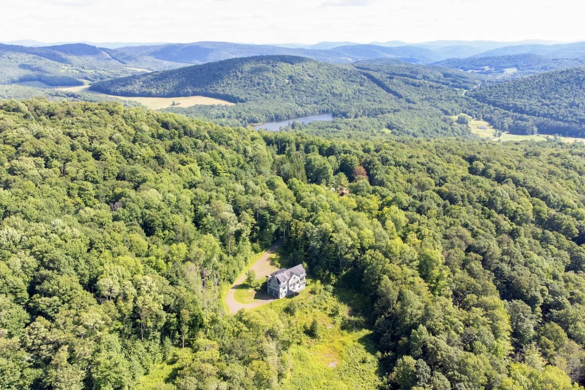 Stars, Sky & Mountain Views • Modern Upstate Stay #66