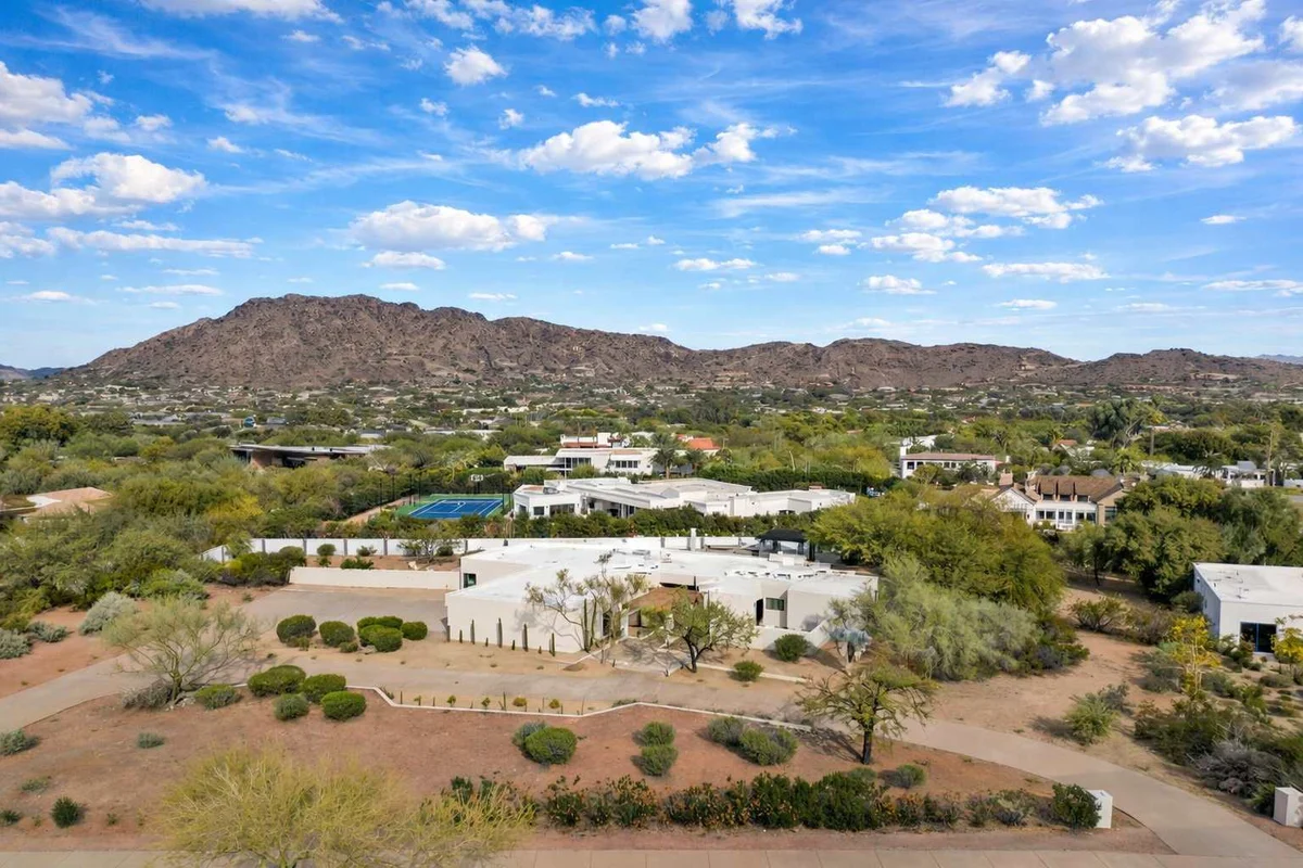 Wander Paradise Valley Vista #79