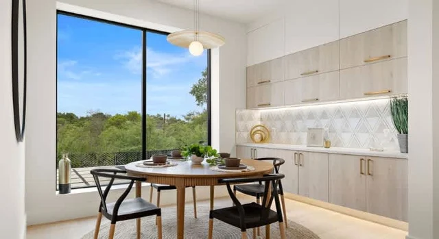 Wander Austin Oakhaven #110