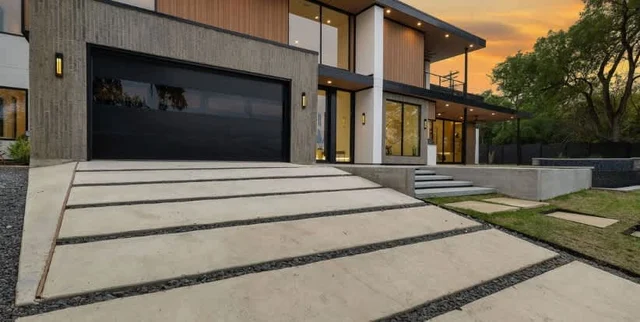 Wander Austin Oakhaven #121