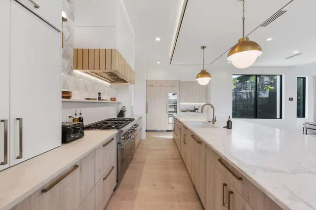 Wander Austin Oakhaven #126