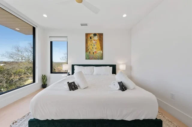 Wander Austin Oakhaven #123