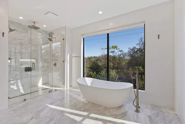 Wander Austin Oakhaven #182