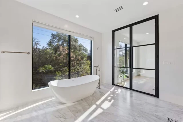 Wander Austin Oakhaven #181