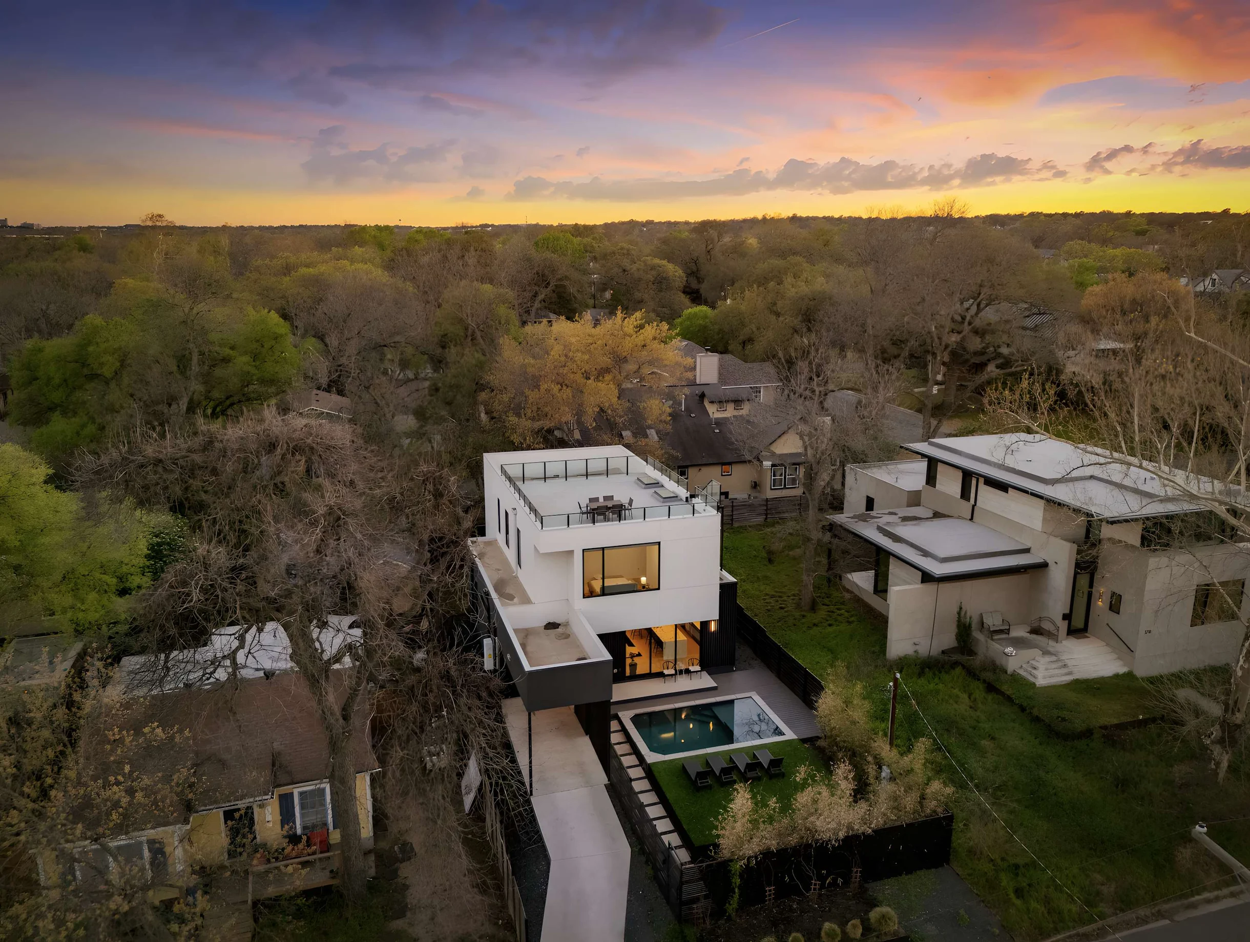 Wander Austin Arbor #90